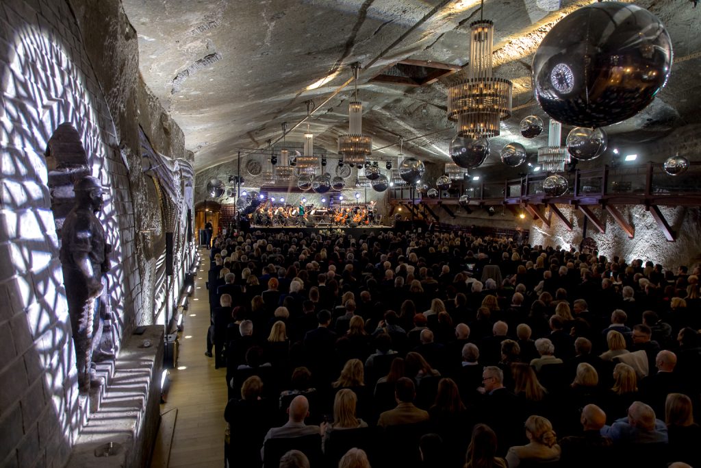 Publiczność. Ogólny widok na komorę Warszawa