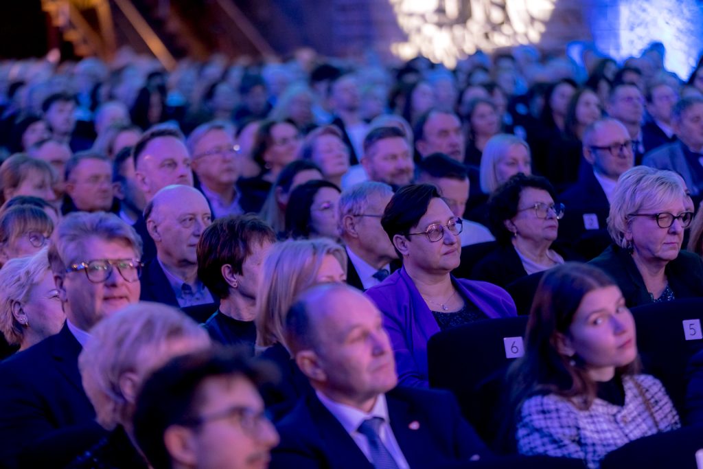 Zbliżenie na publiczność