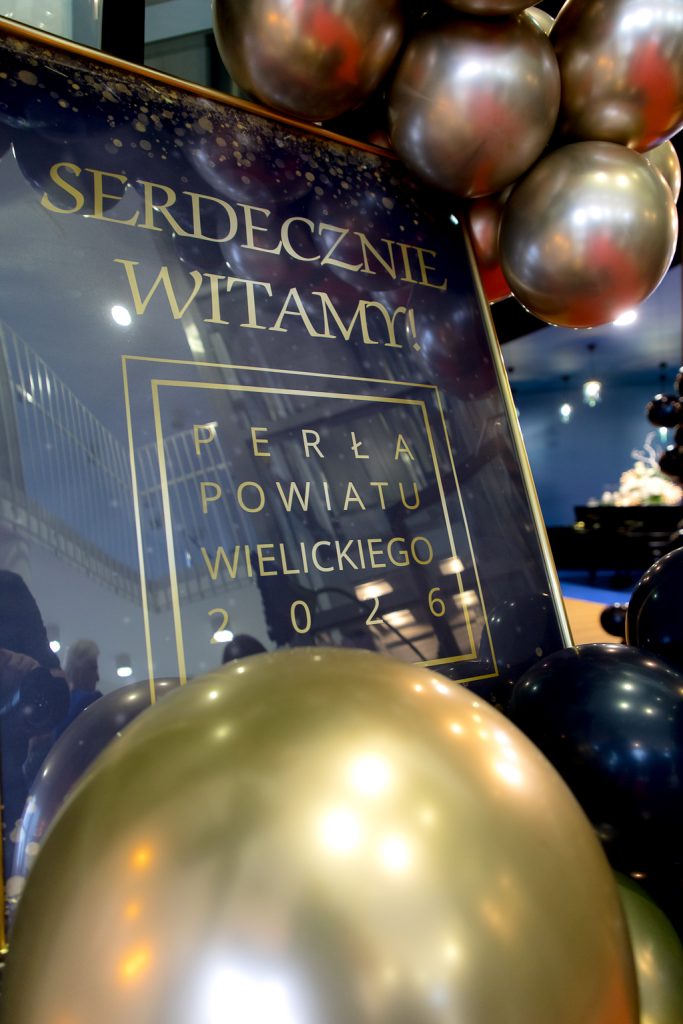 Perła Powiatu Wielickiego - plakat na wejściu