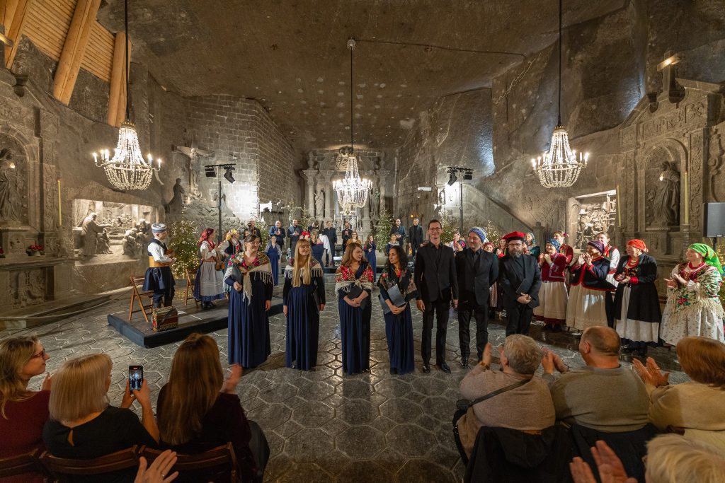 Artyści prezentują się publiczności