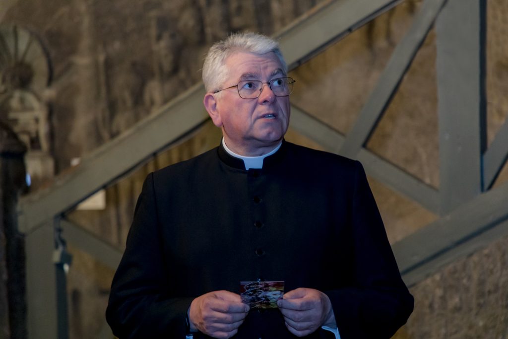 Ks. Proboszcz Parafii Św. Klemensa Wojciech Olszowski